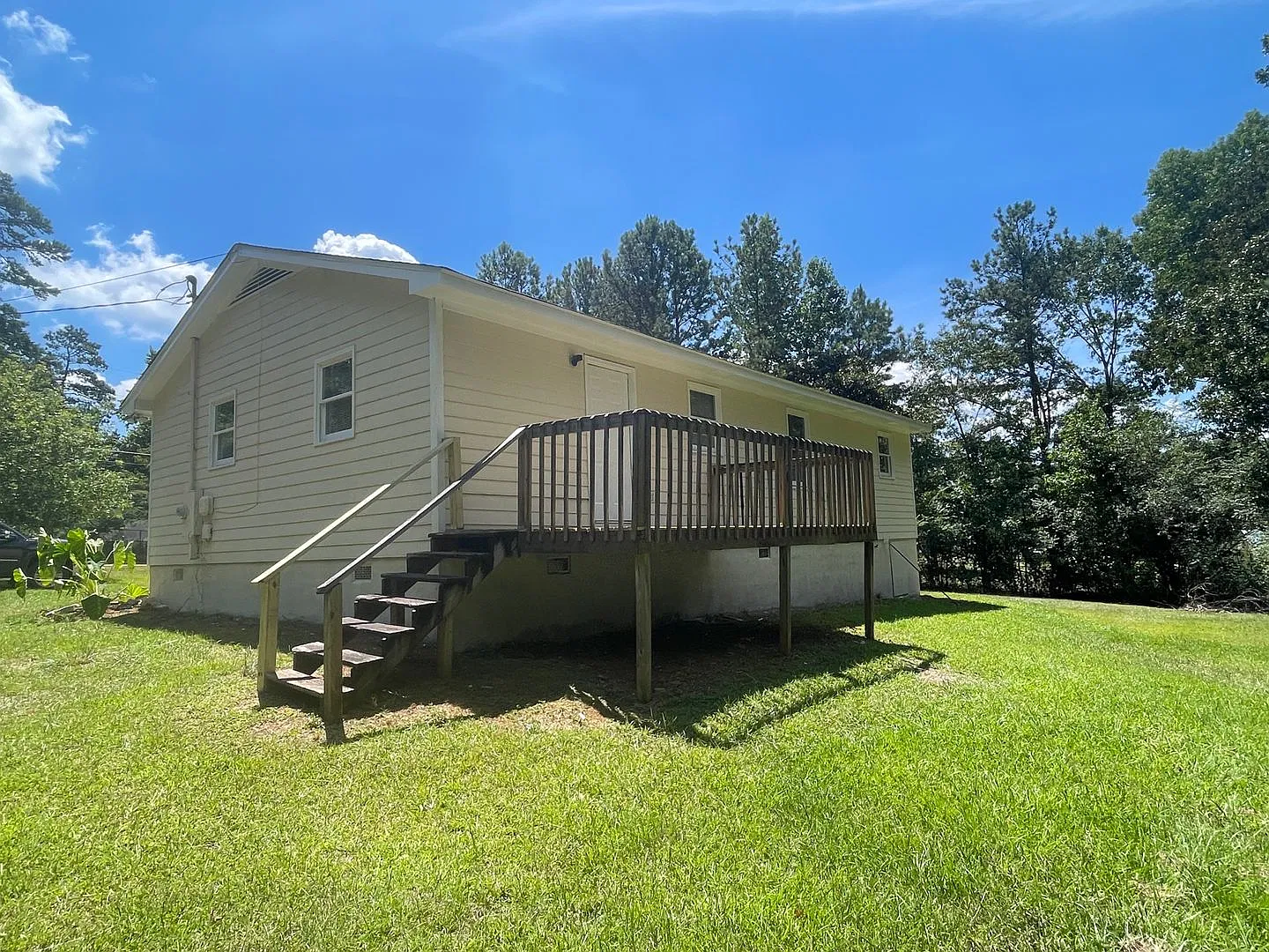 Beautiful 3 bedroom 2 bath home on a nice lot in Winston! — Photo 4