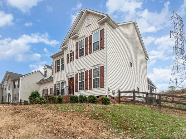 1914 Mount Isle Harbor Dr, Charlotte, NC 28214