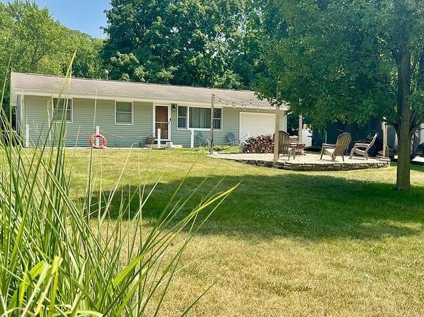 11010 N Quiet Water Cir
