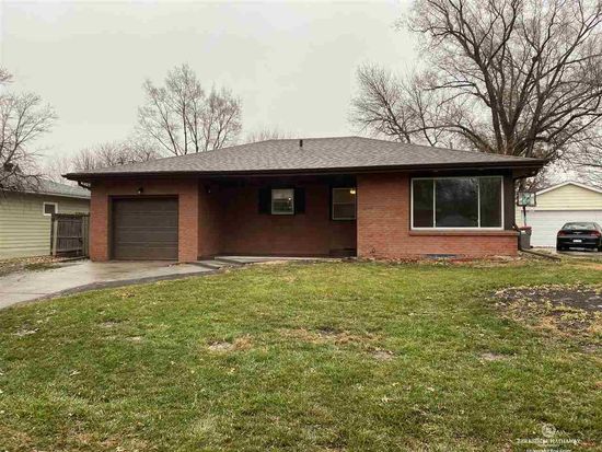 2330 S 39th St Lincoln Ne 68506 Mls 22028888 Zillow