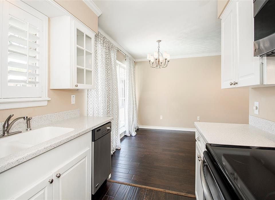 1st image of 6140 Bandera Ave #6140