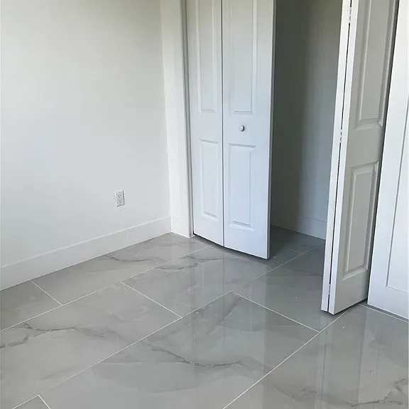 464 Eisenhower Blvd — Photo 5