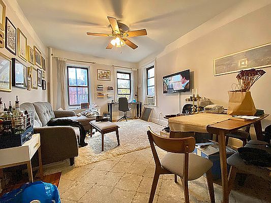 1st image of 465 W 51st St APT 4C
