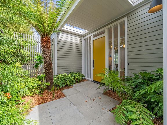 5th image of 26 Peninsula Road