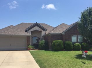 1012 Winding Rd, Granbury, TX 76049
