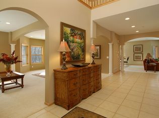 1400 Maplewood Dr, Long Lake, MN 55356