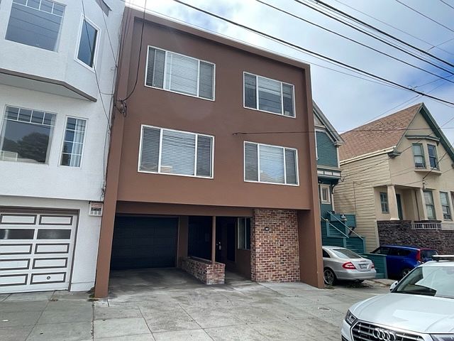 1st image of 1467 8th Ave APT 3