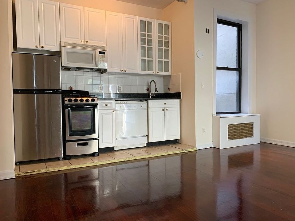 1st image of 274 W 19th St #4CC