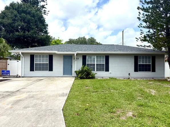 2953 Oak St, Sarasota, FL 34237