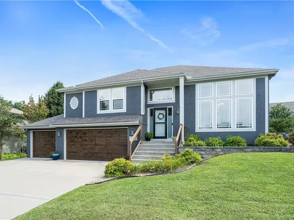 9031 NE 101st St, Kansas City, MO 64157