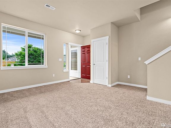 3rd image of 9316 20th Ave E