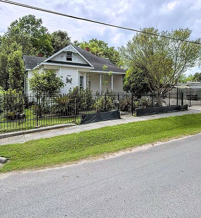 1st image of 1801 Fulton St