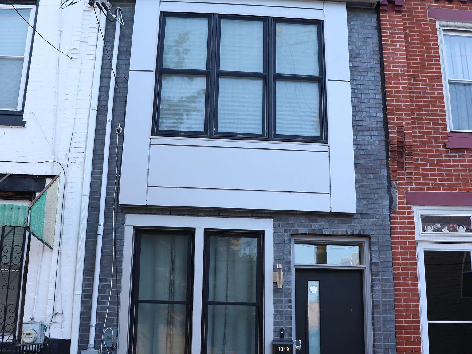 4 bed, 2.5 bath, 1700 sqft, $1,070 — Photo 2