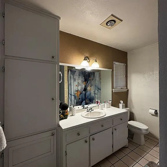 1104 Delmar St — Photo 4