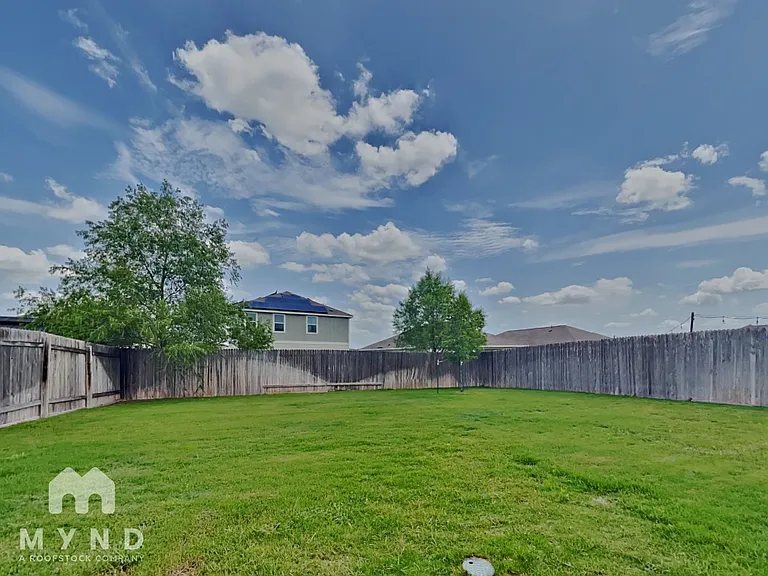 12708 Robert Taft St — Photo 22