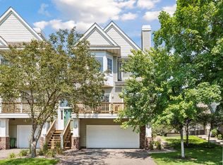 227 Satellite Ln NE, Fridley, MN 55432