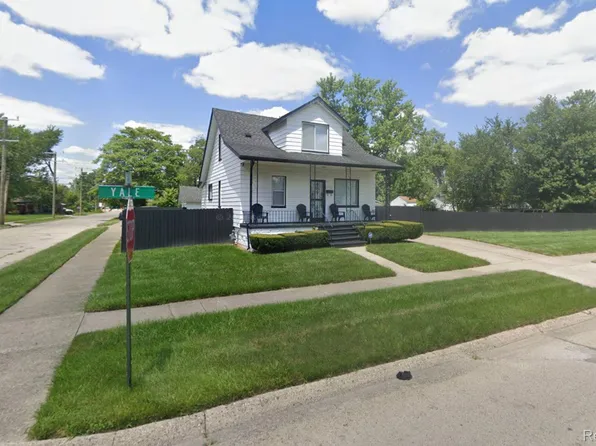 27160 Yale St, Inkster, MI 48141
