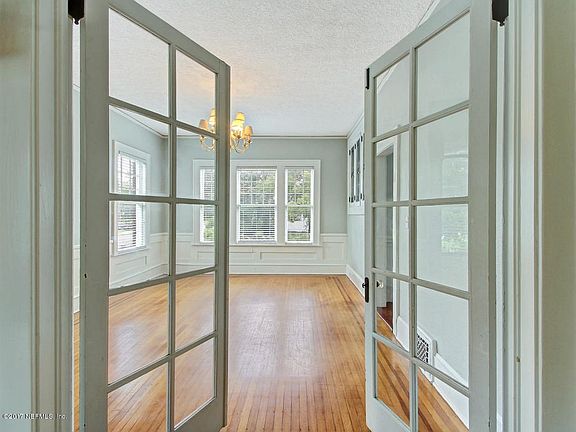 doors to dining room