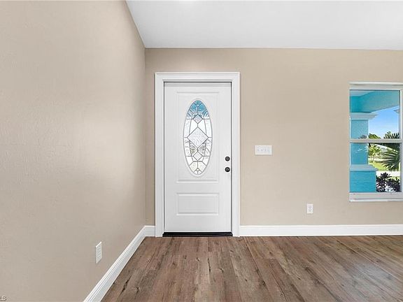 3rd image of 4145 NE 9th PL