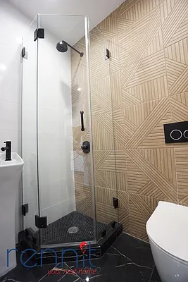 Rented by Rennit Inc. | media 32