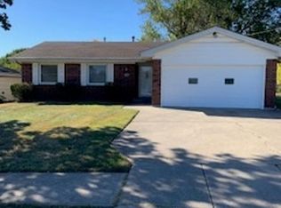 2407 S Kings Ave, Springfield, MO 65807