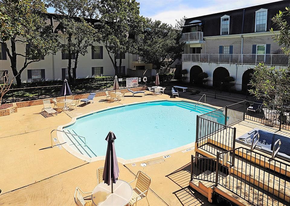 1st image of 2601 Bellefontaine St APT A303