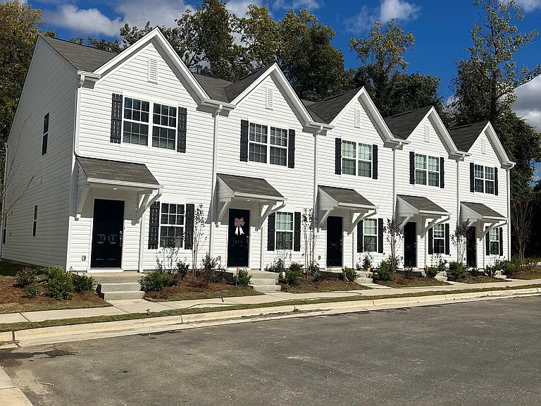 1810 Autumn Mist Dr — Photo 1