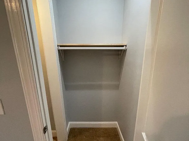 607 Electric St — Photo 13