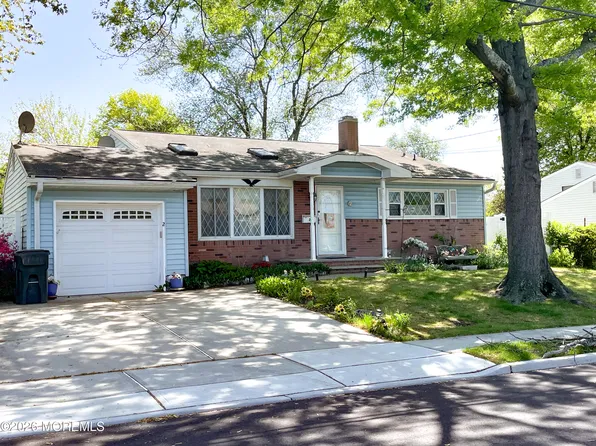 2 Garden Terrace, Hazlet, NJ 07730
