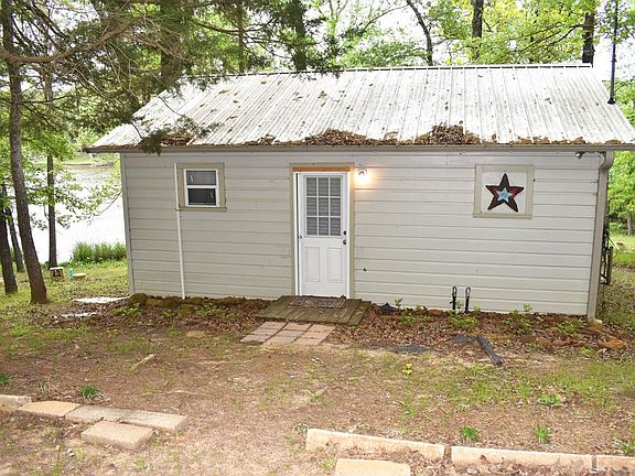 5th image of 33 Waco Dr