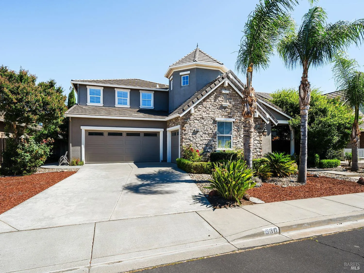 630 Purple Martin Drive photo 1