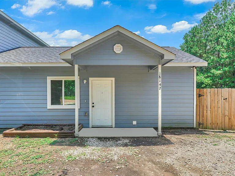 18147 Firepine Ln — Photo 5
