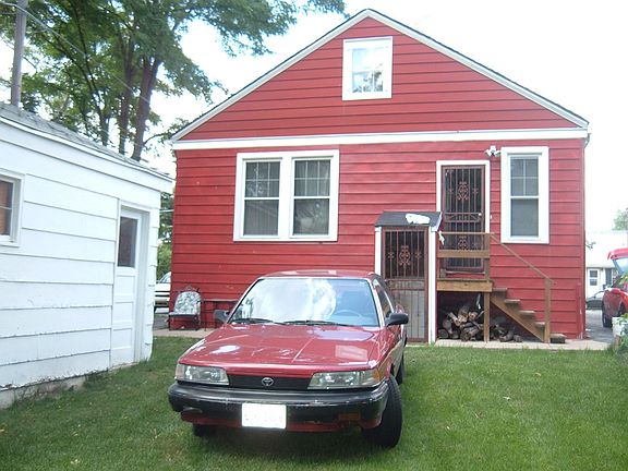 2nd image of 1311 Paul St