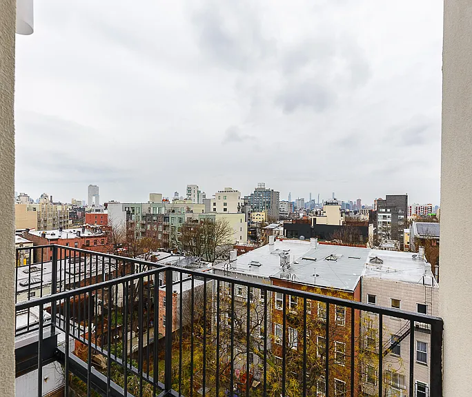 535 Grand St #4B — Photo 9