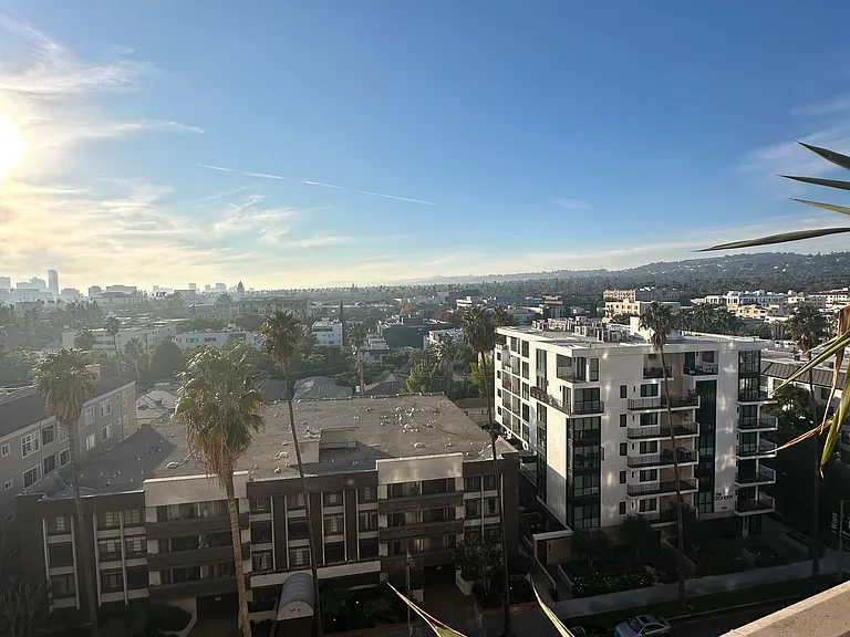 100 S Doheny Dr #923 — Photo 9