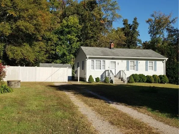 14101 State Ave, Chester, VA 23836