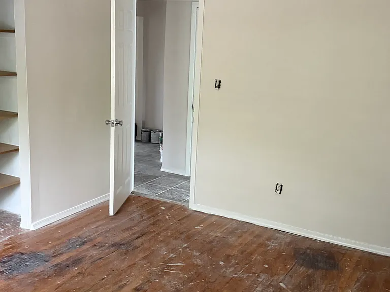 311 Jefferson Ave #2 — Photo 6