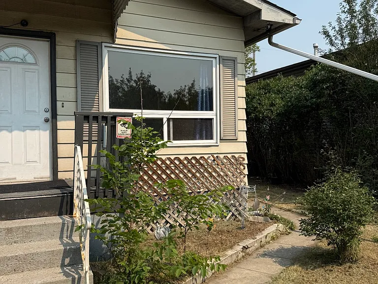 7226 Ogden Rd SE — Photo 3