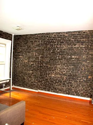 Rented by Veracity NYC LLC | media 14