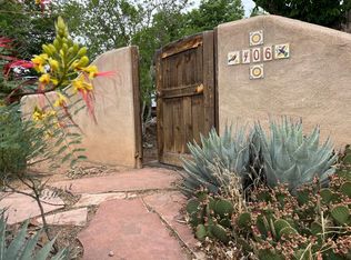 406 Vassar Dr SE, Albuquerque, NM 87106