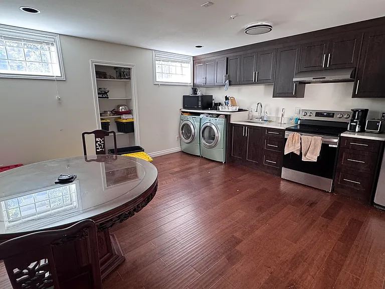 7188 Beechwood St — Photo 4