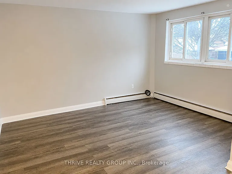 153 Godfrey Dr #8 — Photo 6