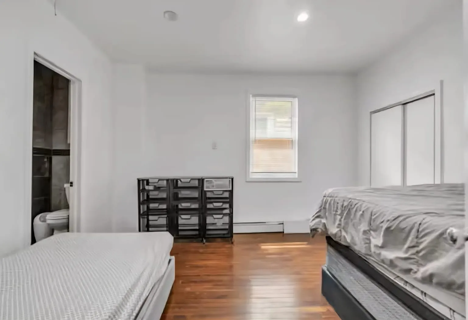 2 bed, $2,600 — Photo 1