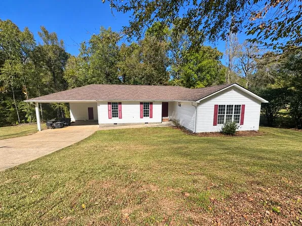 761 Douglas Dr, Ellerslie, GA 31807