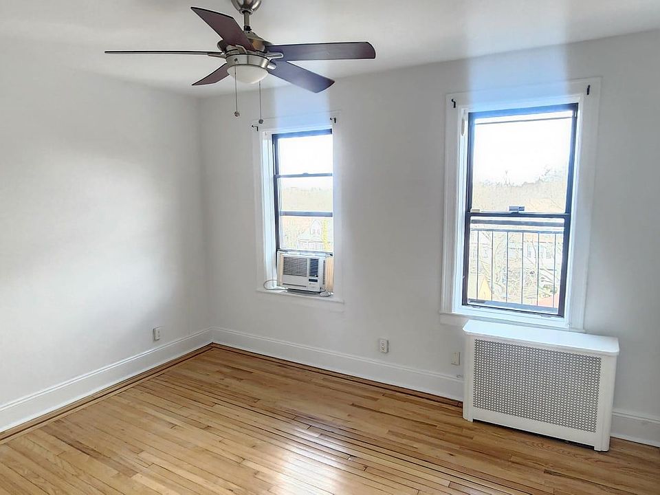 1st image of 260 Harrison Ave APT 503