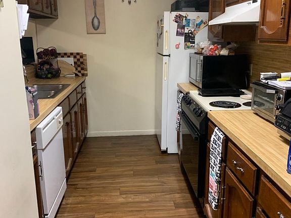 3rd image of 5053 Meandering Ln APT A