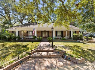 13005 Hanover Dr, Ocean Springs, MS 39564