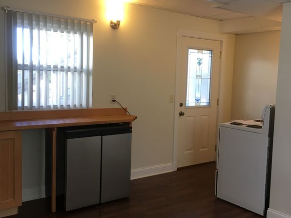 121 Fullmer St #2