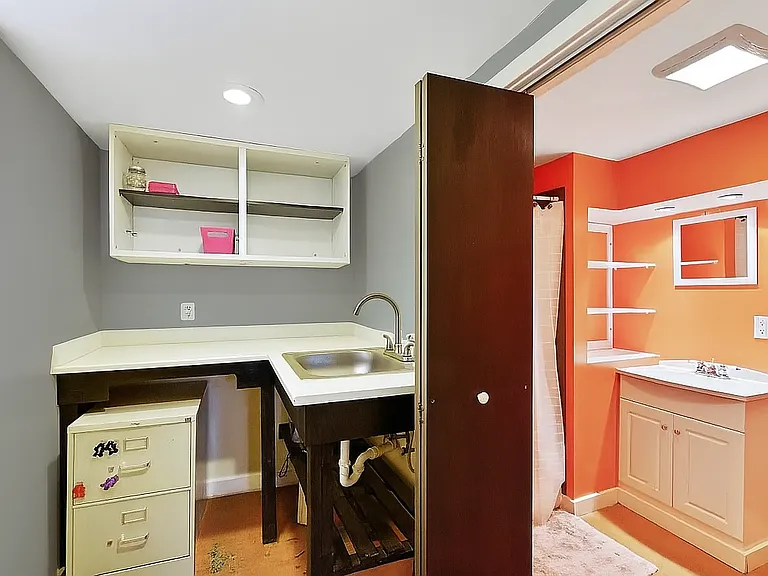 Basement Suite full bath and kitchenette