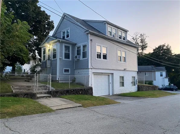 3 Salvan St, Providence, RI 02911